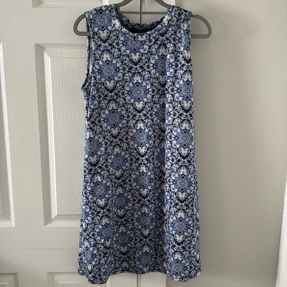 Blue Floral Sleeveless Dress - Picture 1 of 4